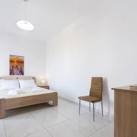 Sun View Villas Pyrgos Kallistis Exterior photo